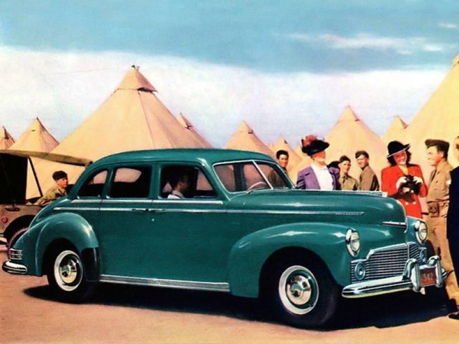  Studebaker Commander Deluxstyle Cruising Sedan 1942 года  (фото 1 из 1)